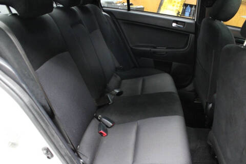 2017 Mitsubishi Lancer LE