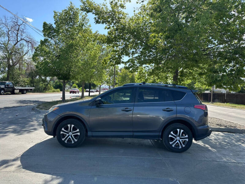 2017 Toyota RAV4 LE