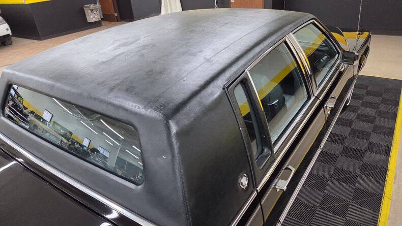 1990 Cadillac Brougham