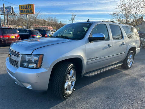 2013 Chevrolet Suburban for sale at Diana Rico LLC in Dalton GA