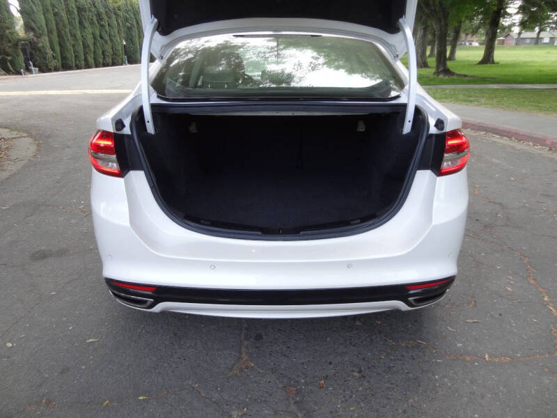 2017 Ford Fusion Titanium