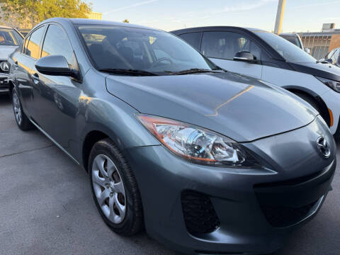 2013 Mazda MAZDA3 i Sport