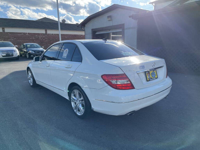 2012 Mercedes-Benz C-Class C 300 Luxury 4MATIC