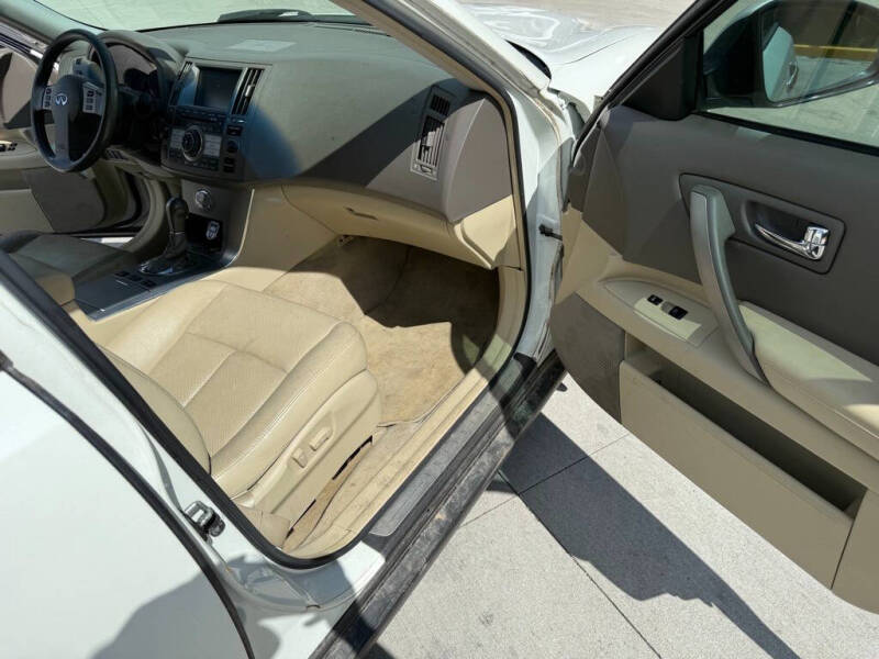 2006 Infiniti FX35