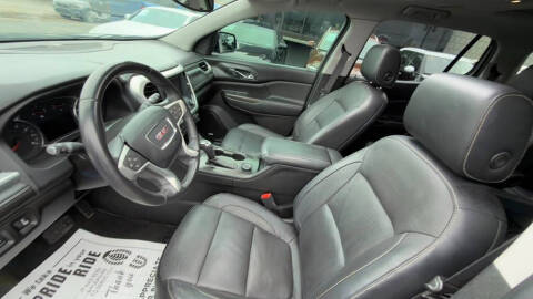 2017 GMC Acadia SLT-1
