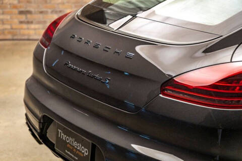 2016 Porsche Panamera