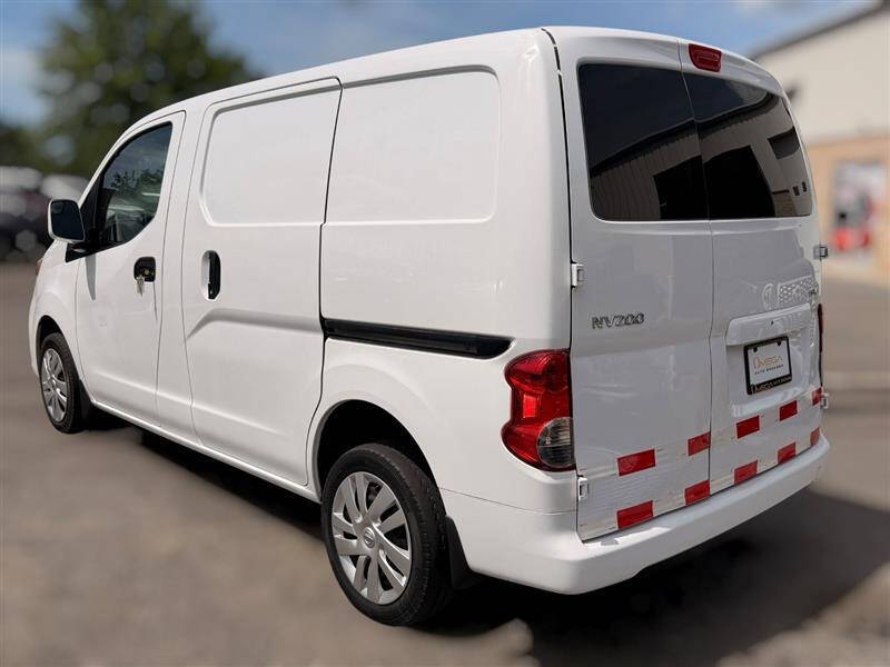 2017 Nissan NV200 SV