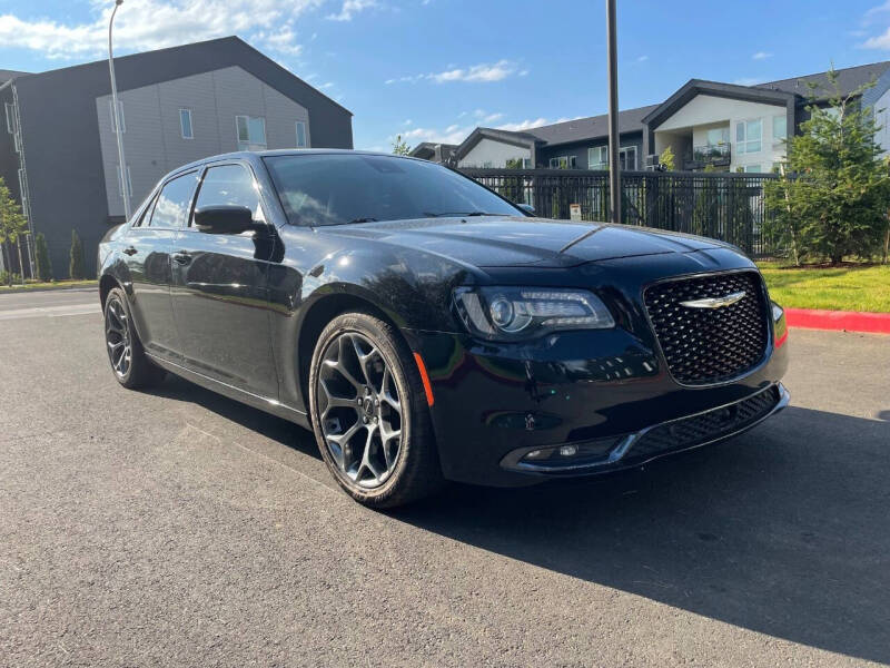 2018 Chrysler 300 S