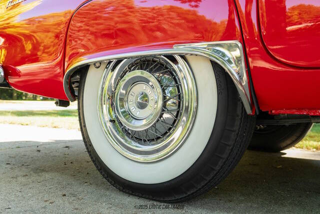 1956 Ford Thunderbird