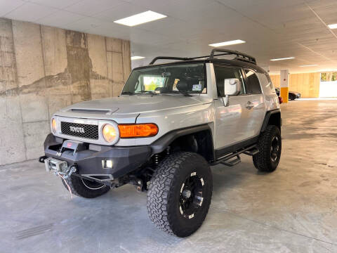 2007 Toyota FJ Cruiser for sale at Bluesky Auto Wholesaler LLC in Bound Brook NJ