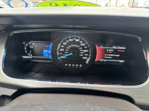 2018 Ford Taurus SEL