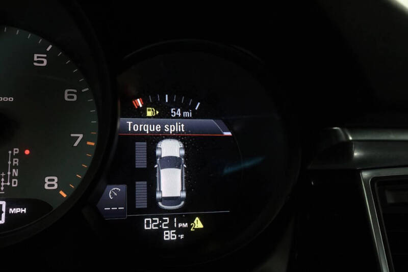 2015 Porsche Macan S