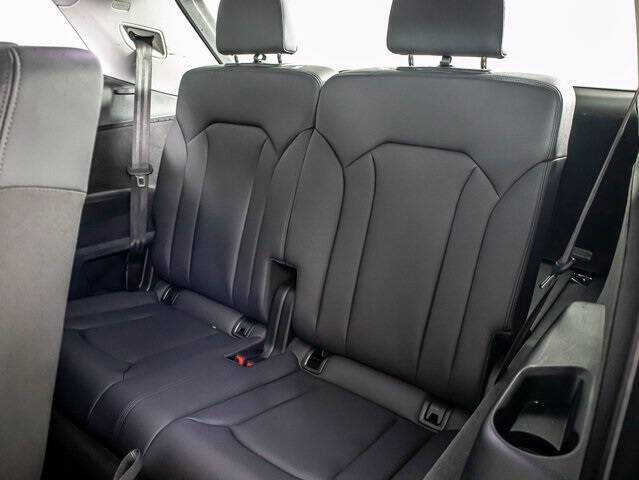 2023 Audi Q7 quattro Premium Plus 55 TFSI