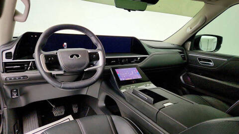 2025 Infiniti QX80 Sensory