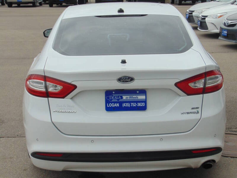2014 Ford Fusion Hybrid SE