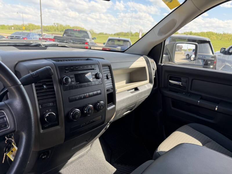 2012 RAM 1500 ST