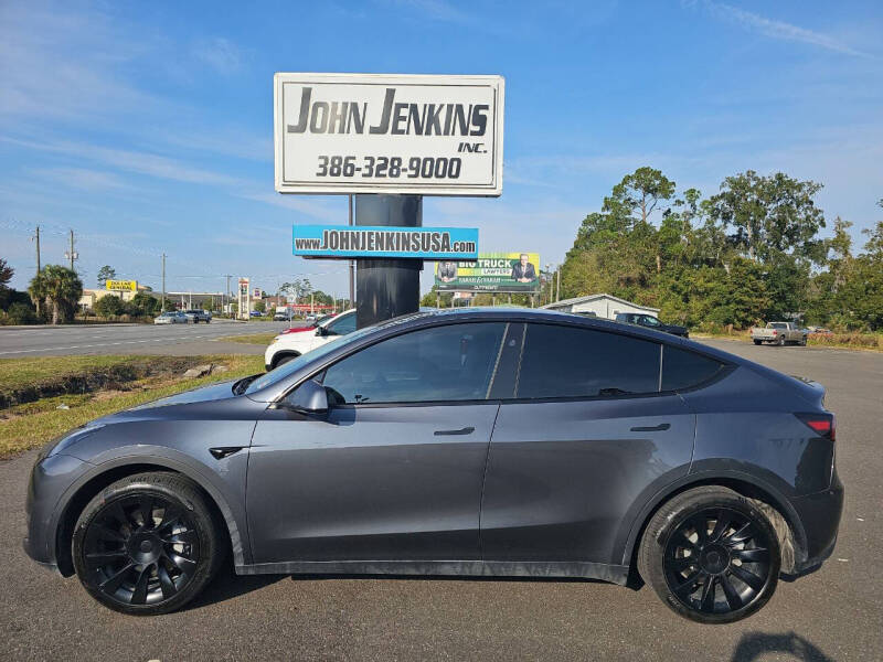 2023 Tesla Model Y Long Range's photo