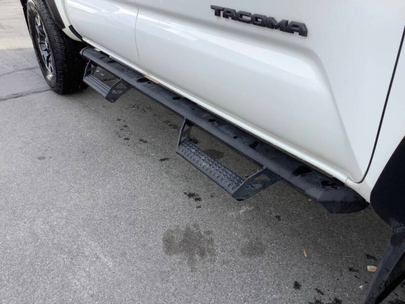 2022 Toyota Tacoma TRD Off-Road