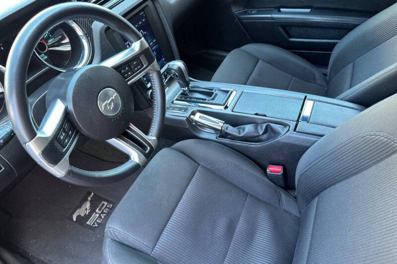 2014 Ford Mustang V6
