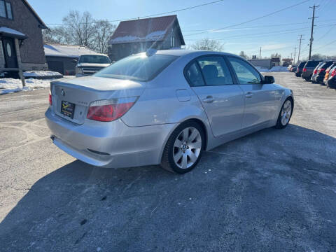 2004 BMW 5 Series 530i