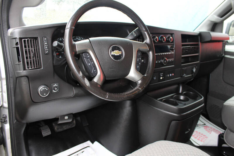 2018 Chevrolet Express 2500