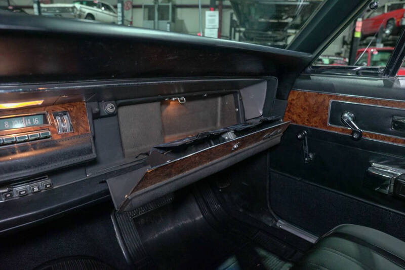 1968 Chrysler New Yorker