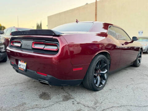 2017 Dodge Challenger