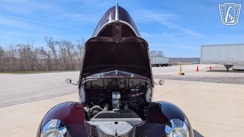 1940 Ford Deluxe