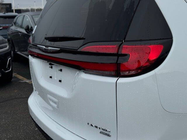 2026 Chrysler Pacifica Limited