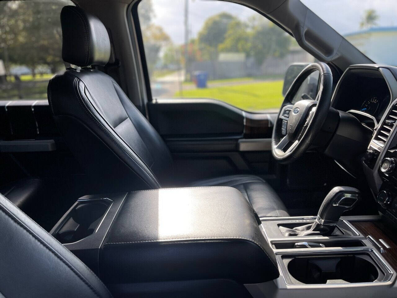 2015 Ford F-150  - $17,123