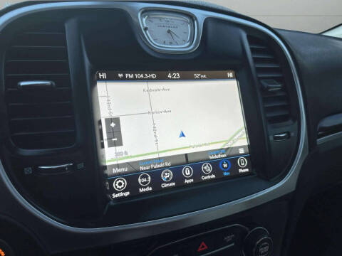 2018 Chrysler 300 Limited