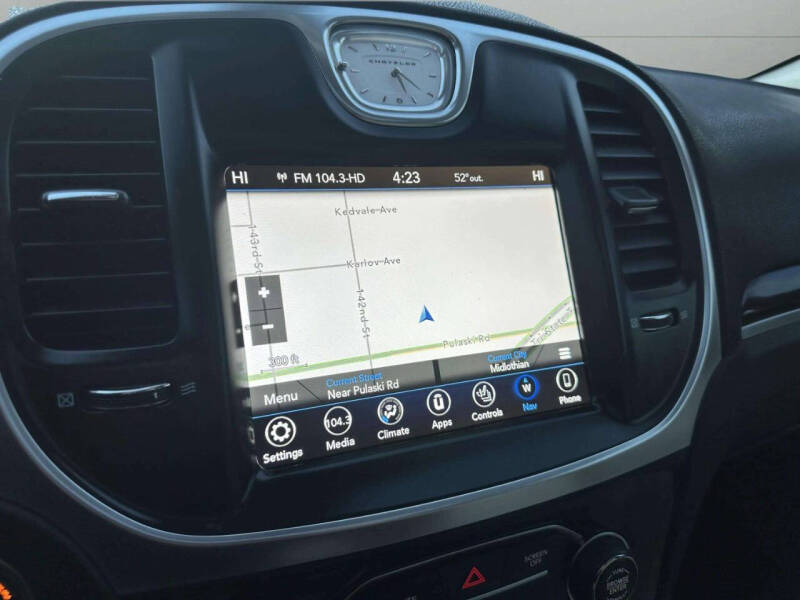 2018 Chrysler 300 Limited