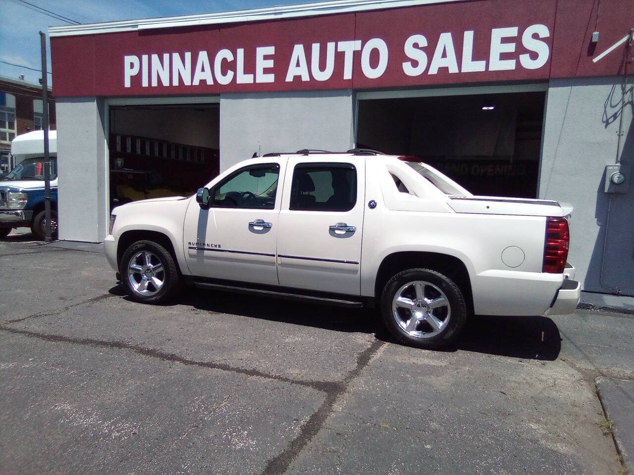 2013 Chevrolet Avalanche for sale at Pinnacle Auto Sales in New Bedford, MA