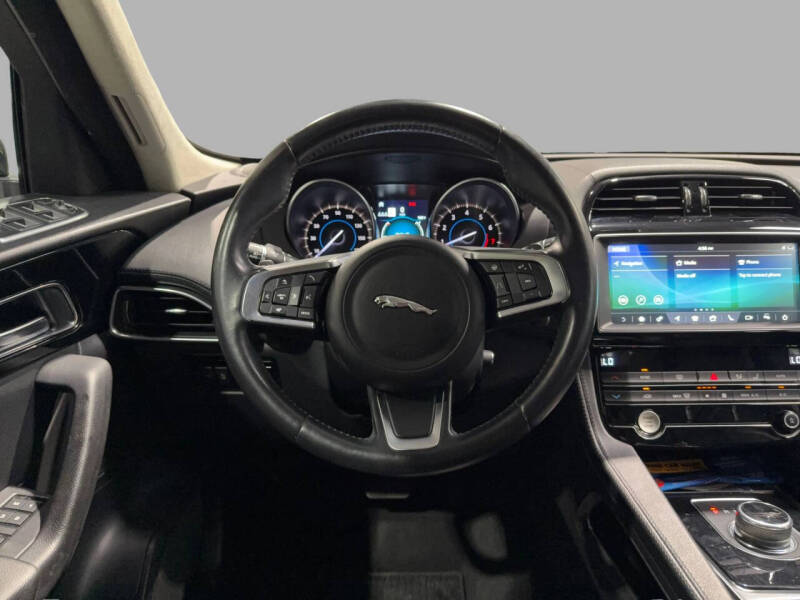 2020 Jaguar F-PACE 30t Prestige