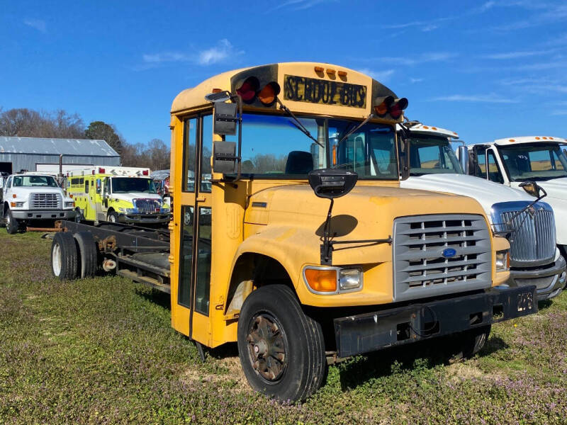 1996 Ford Bus Chassis's photo