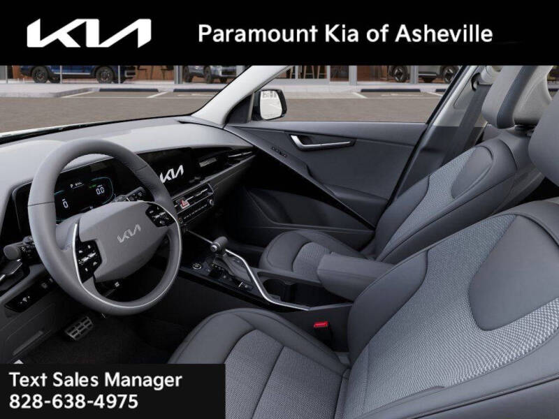 2025 Kia Niro EX Touring