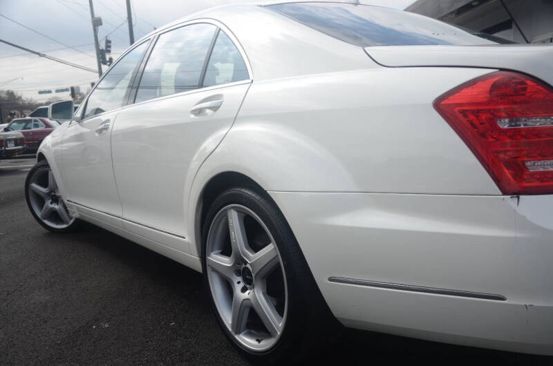 2011 Mercedes-Benz S-Class S 550