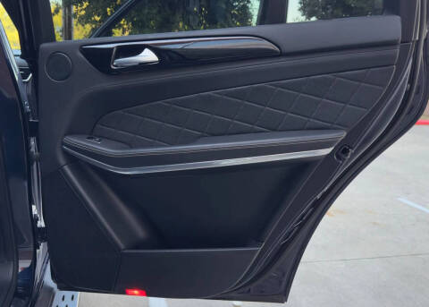 2015 Mercedes-Benz GL-Class GL 550 4MATIC