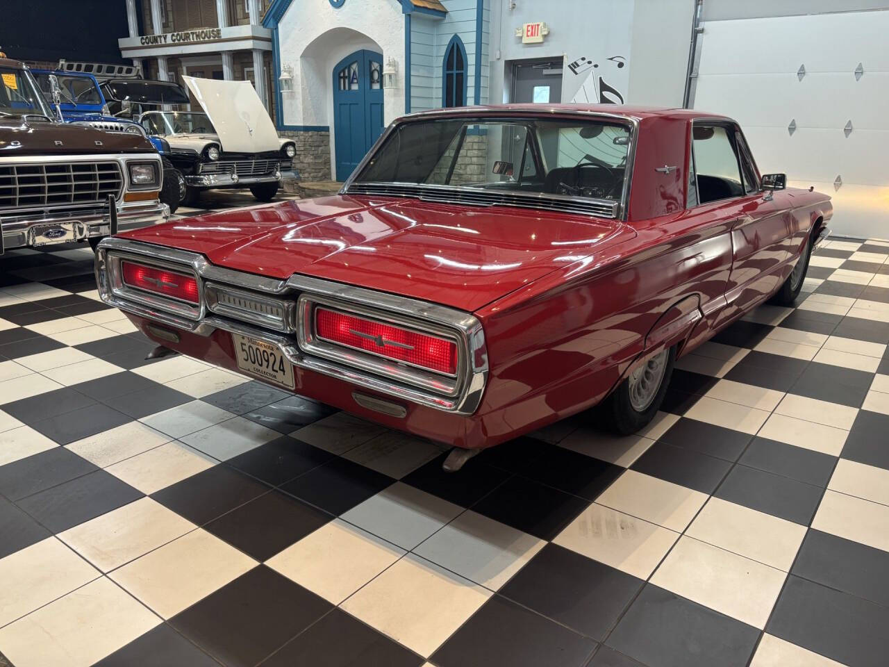 1964 Ford Thunderbird 18