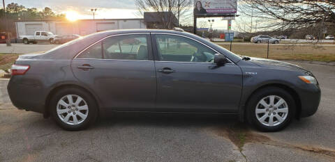 2009 Toyota Camry Hybrid for sale at Tennessee Valley Wholesale Autos LLC in Huntsville AL