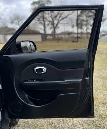 2019 Kia Soul +