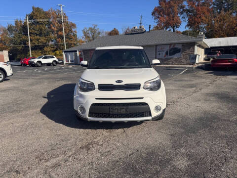 2017 Kia Soul +
