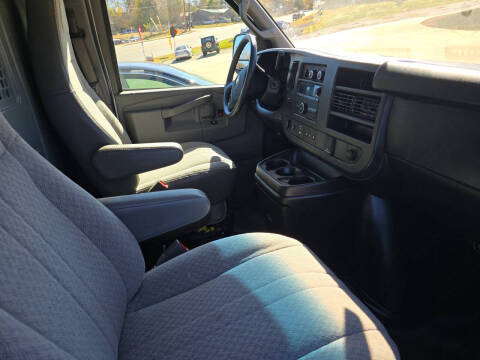 2019 Chevrolet Express 2500