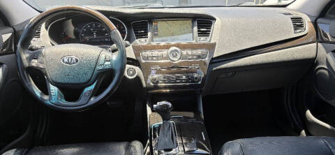 2015 Kia Cadenza Premium