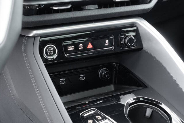 2025 Audi Q5 Sportback quattro Premium Plus TFSI