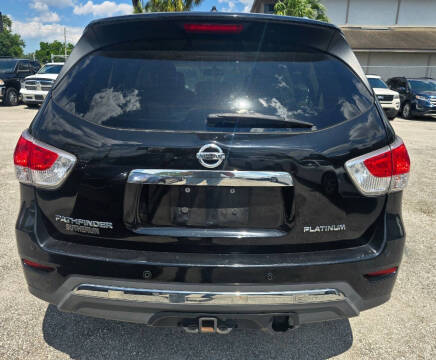 2013 Nissan Pathfinder Platinum