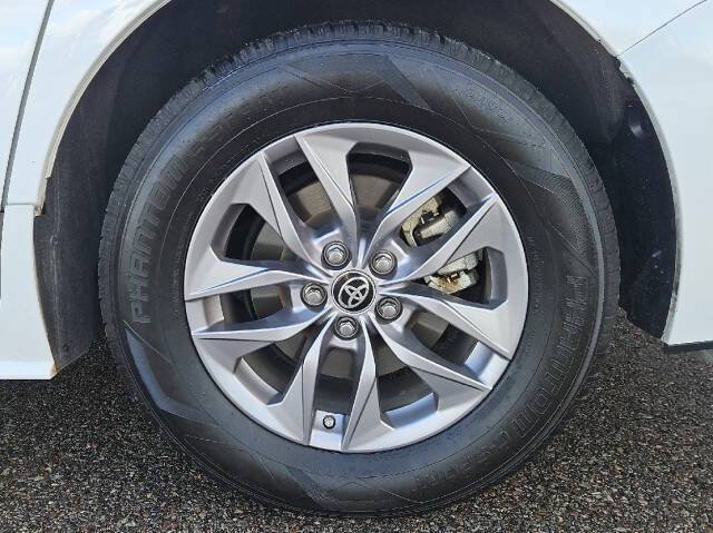 2021 Toyota Sienna LE 8-Passenger