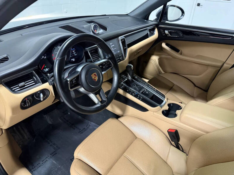 2018 Porsche Macan S