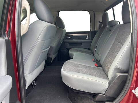 2017 RAM 1500 SLT