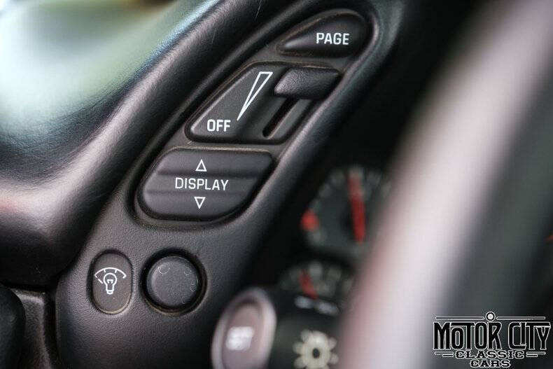 2004 Chevrolet Corvette